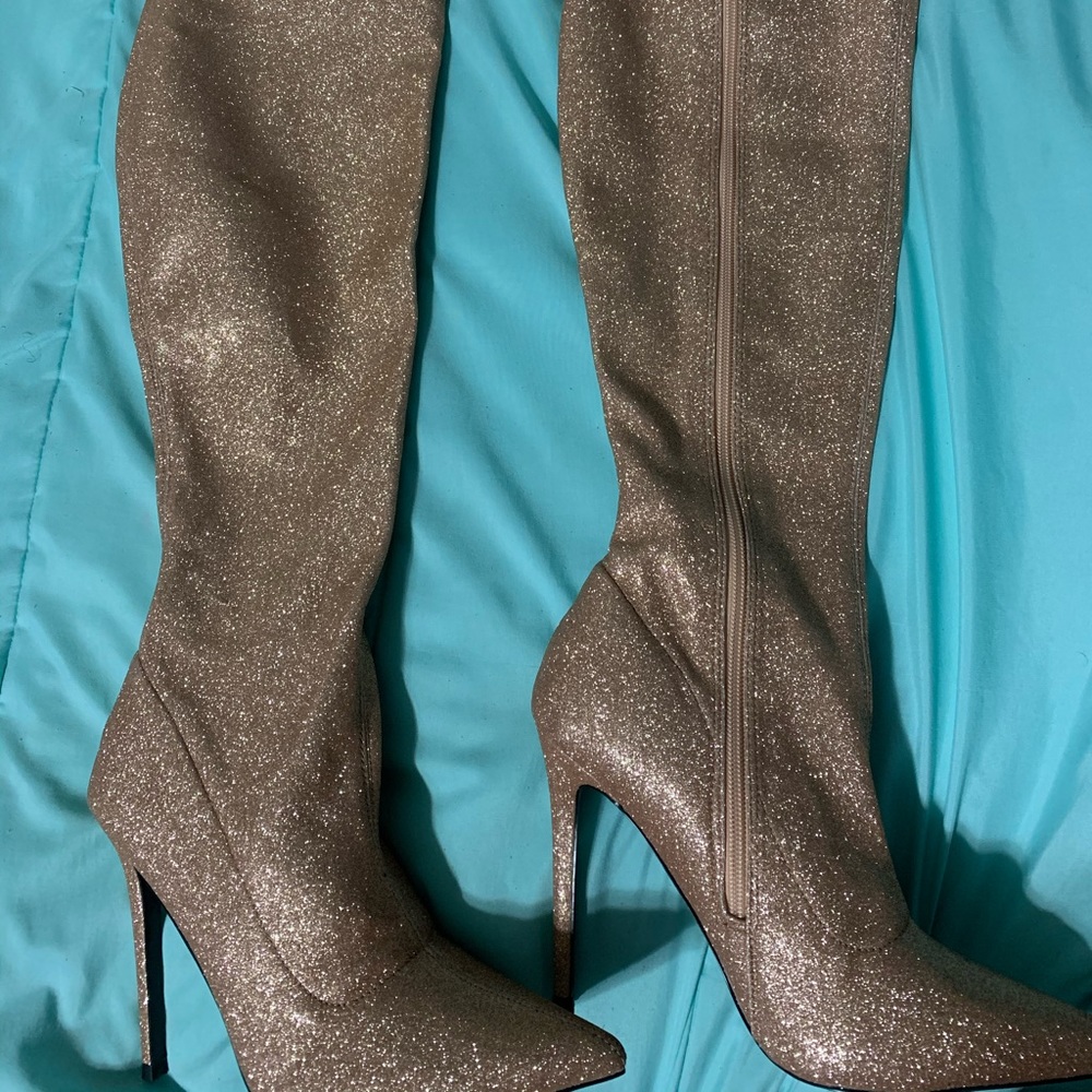 High heeled boots